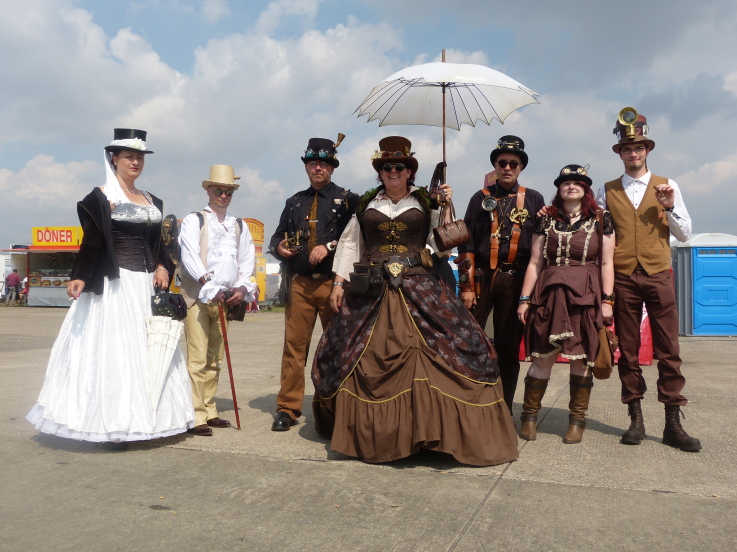 Die Bild-Zeitung kündigt das M´Era Luna an - mit UNSEREM Bild vom M´Era 2013!